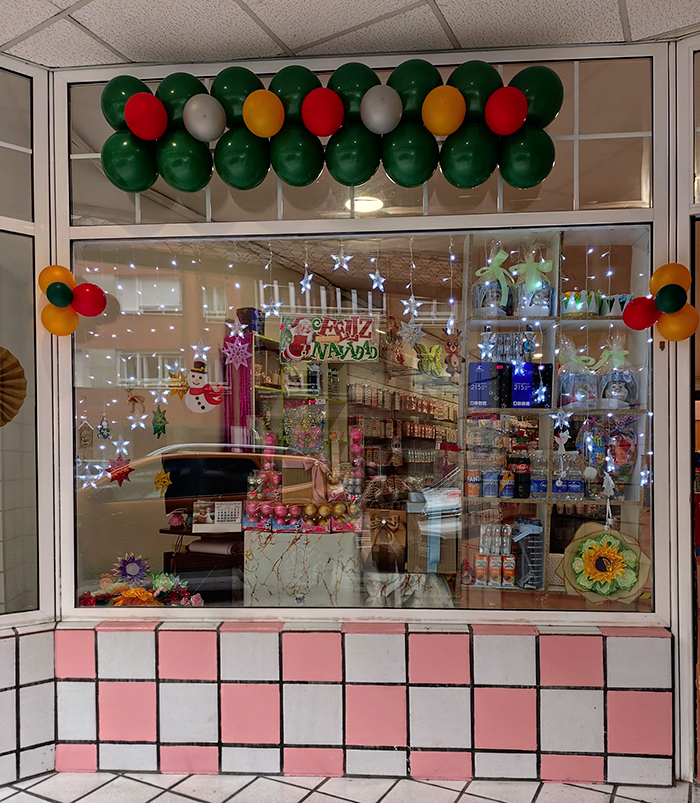 escaparate principal de Deko And Party 2